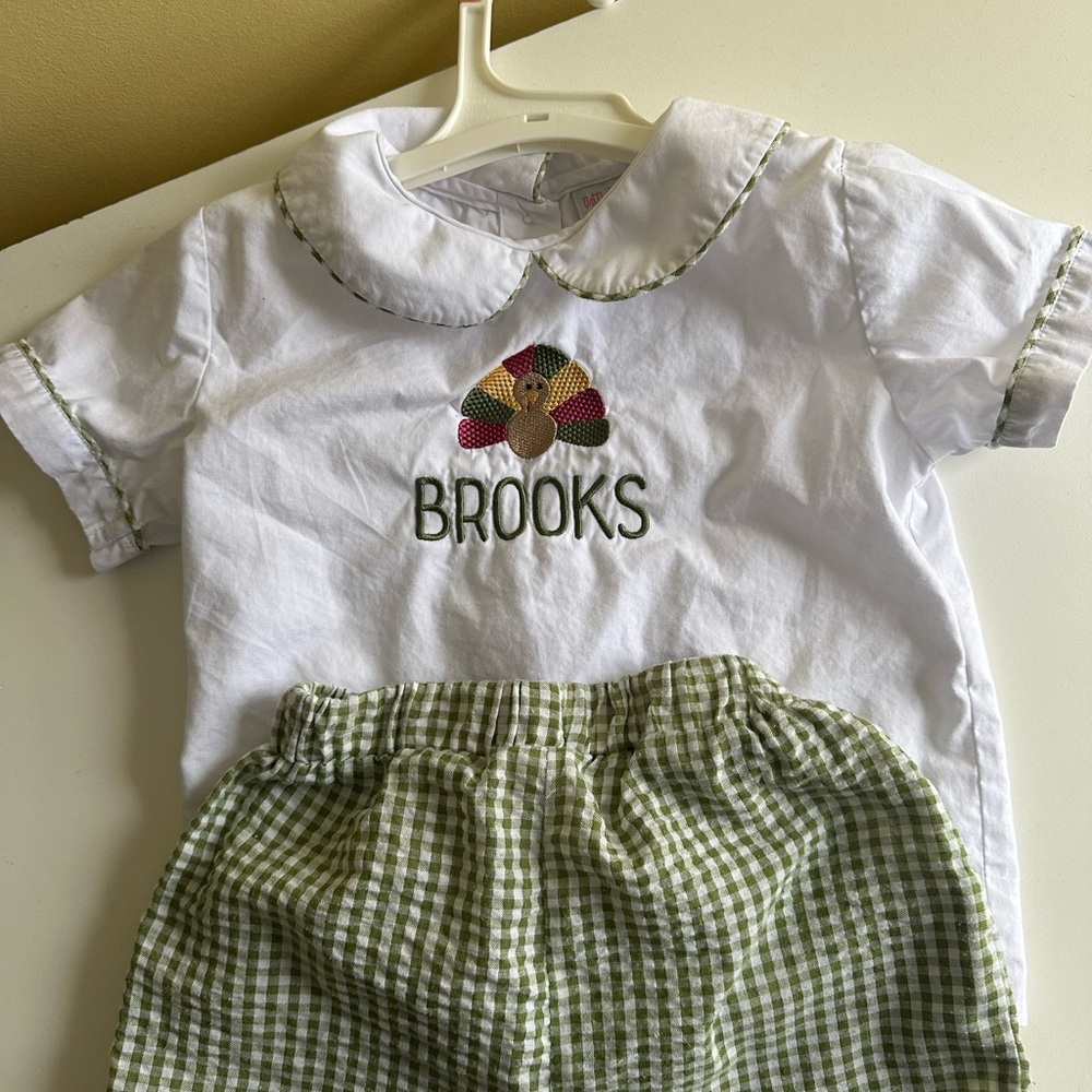 “Brooks” Embroidered Thanksgiving Turkey Set